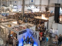 Odwiedzający Targi Ślubne