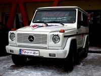 Biały Mercedes G na wesele