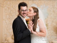 Całująca się Młoda Para