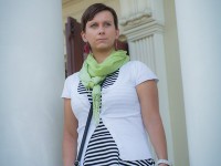 Konsultantka Ślubna przed salą weselną